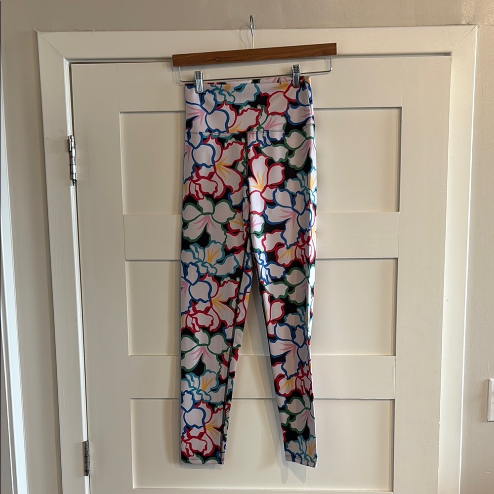 Beach Riot Floral Multi-colored Leggings Vibrant and Form-Fitting